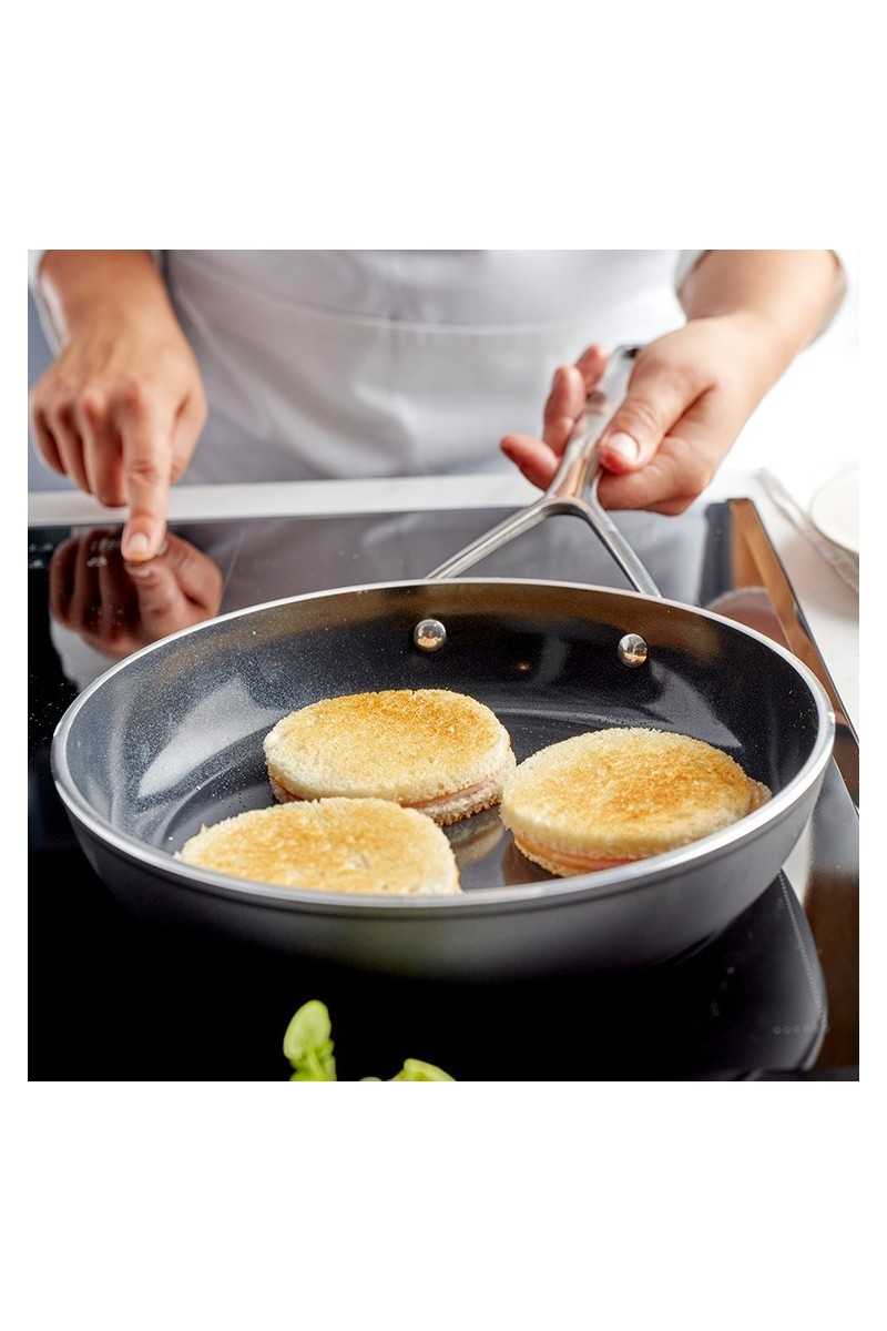 Demeyere Alu Pro 5 Ceraforce Koekenpan -met de beste Keramische anti -aanbaklaag