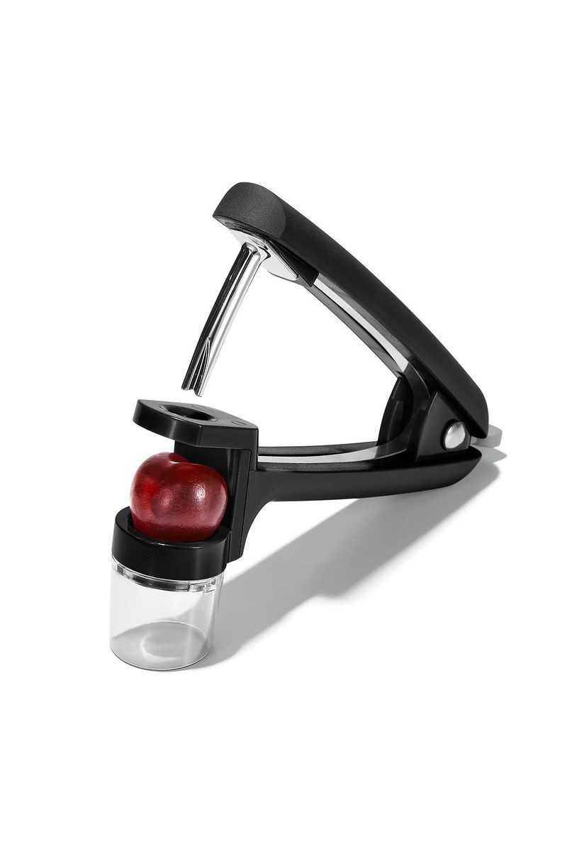 OXO Cherry and olive pitter