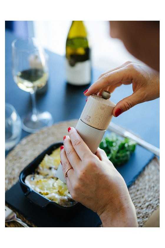 Peugeot Line 18cm Pepper Mill Natural