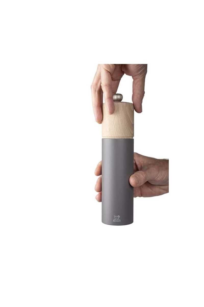 Peugeot Boreal manual pepper mill 21cm rock grey