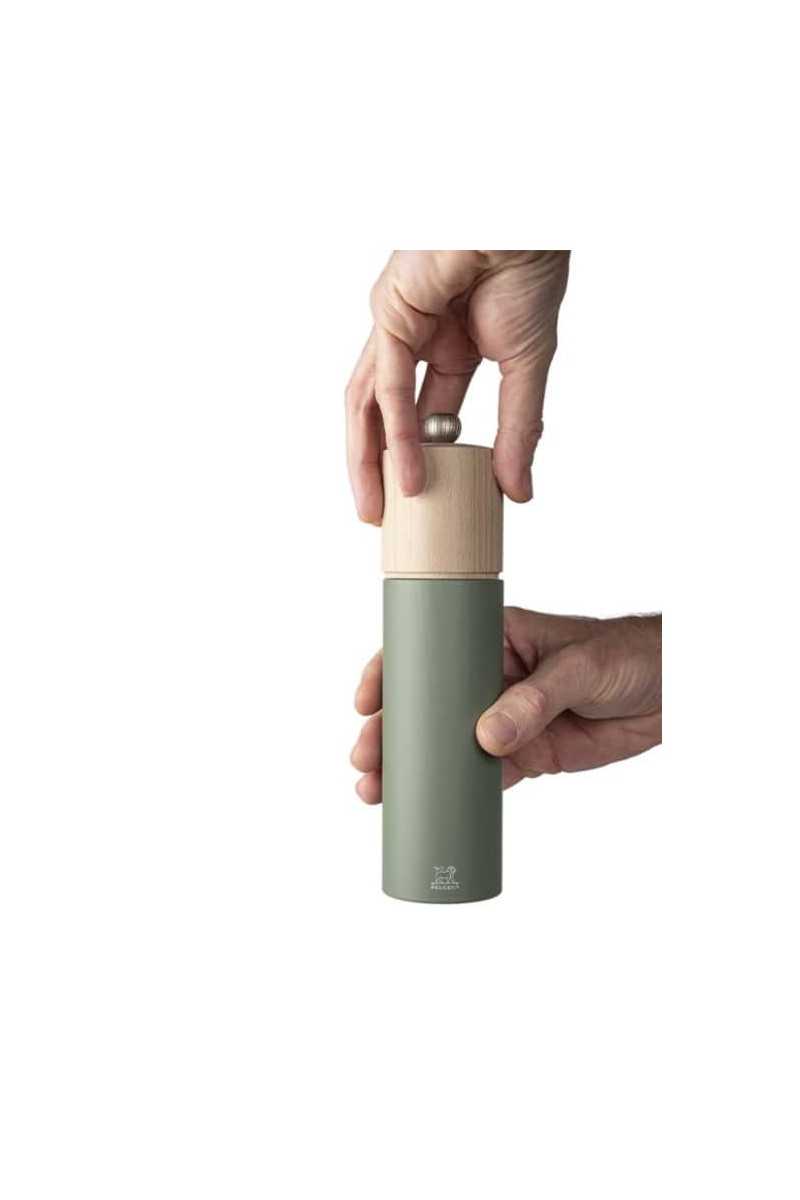 Peugeot Boreal manual pepper mill 21cm fern green