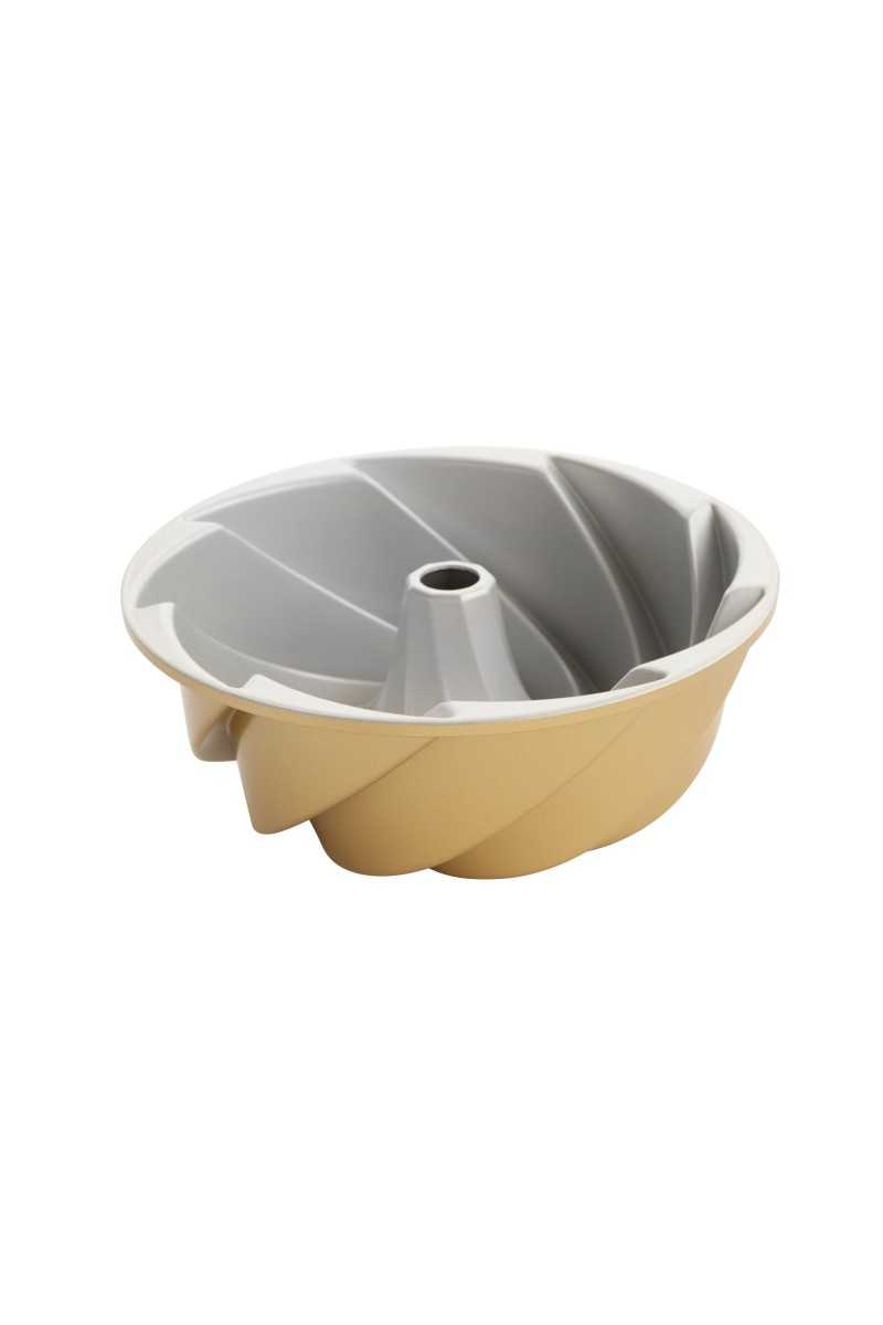Nordic Ware Gold Heritage bundt pan