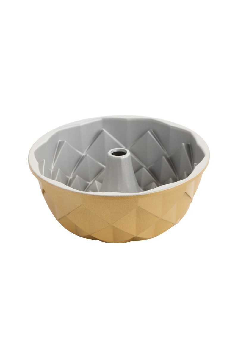 Nordic Ware Gold Jubilee bundt pan