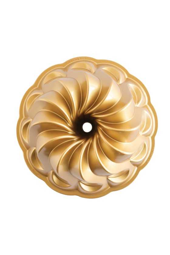 Nordir Ware Gold Pirouette bundt
