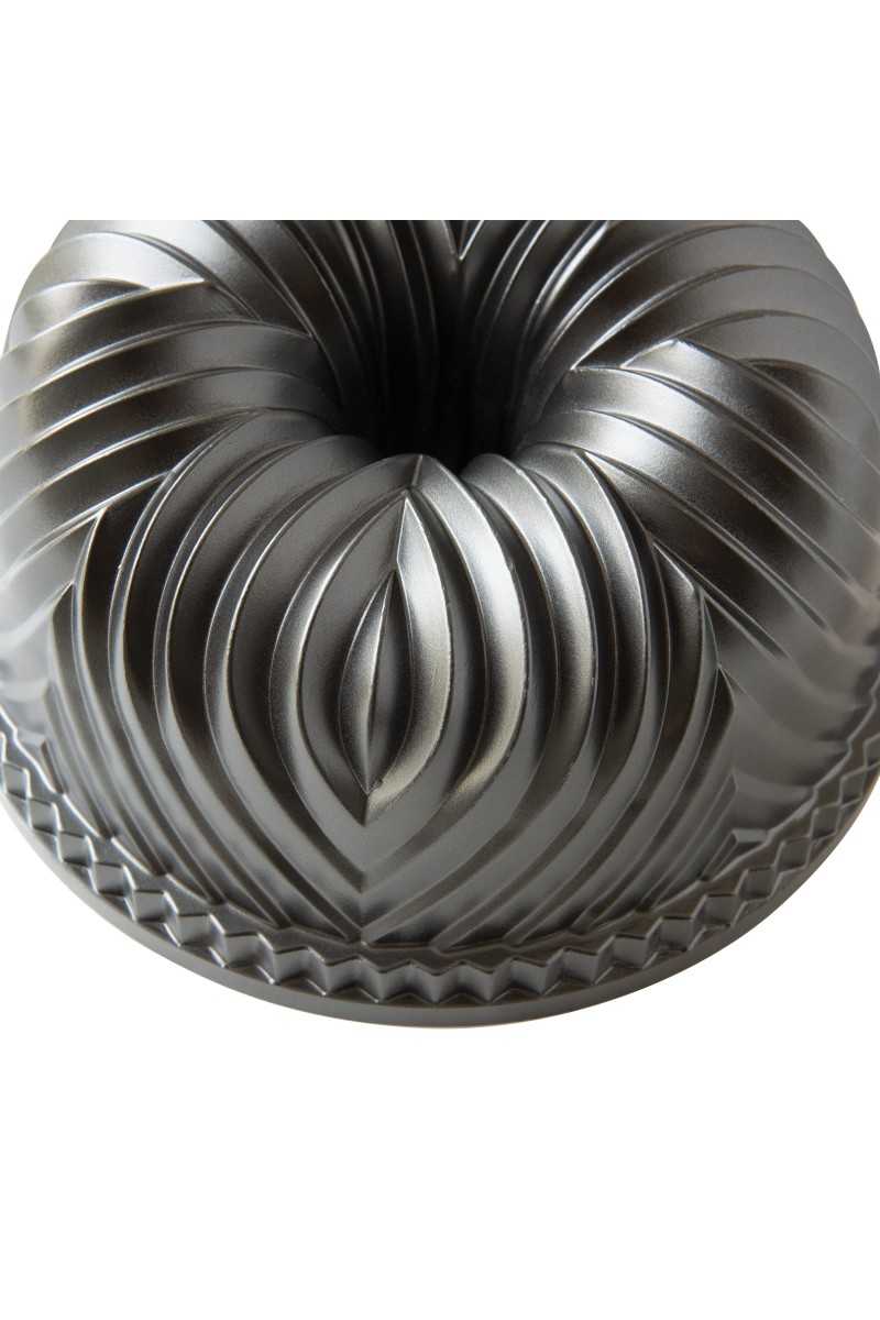Nordic Ware Procast Bavaria bundt pan