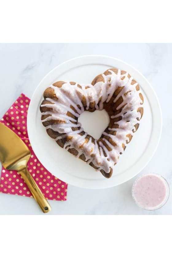 Nordic Ware Toffee Elegant Heart Bundt