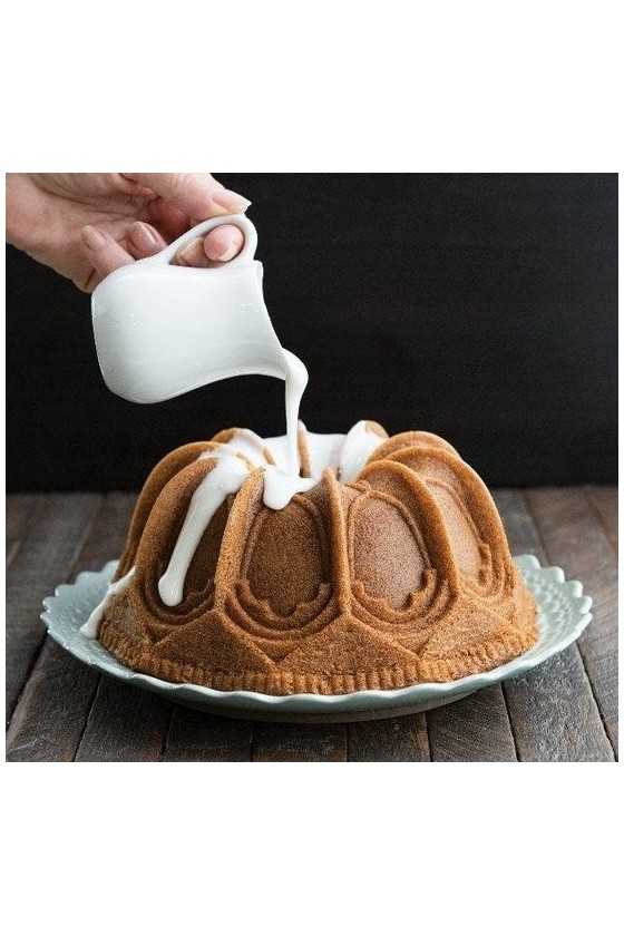 Nordic Ware Vaulted Cathedral bundt pan
