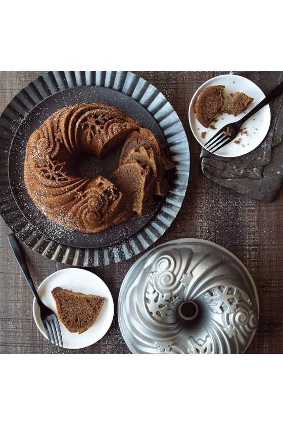 Nordic Ware Silver Let it Snow bundt pan
