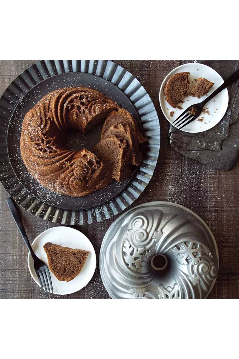 Nordic Ware Silver Let it Snow bundt pan