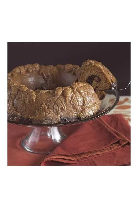 Nordic Ware Bronze Autumn Wreath Bundt