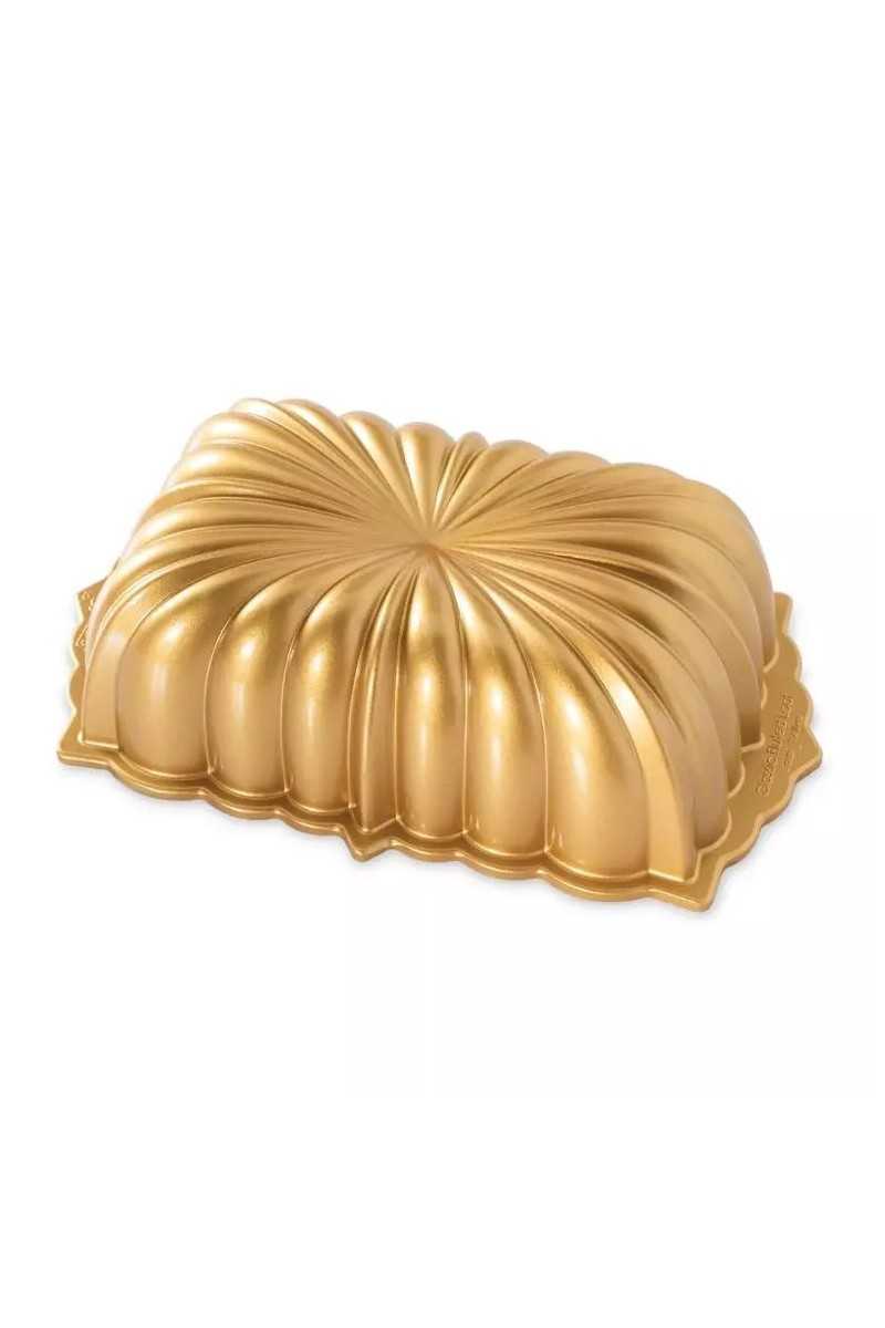 Nordic Ware Gold Classic Fluted loaf pan Nordic Ware Gold Classic Fluted loaf pan