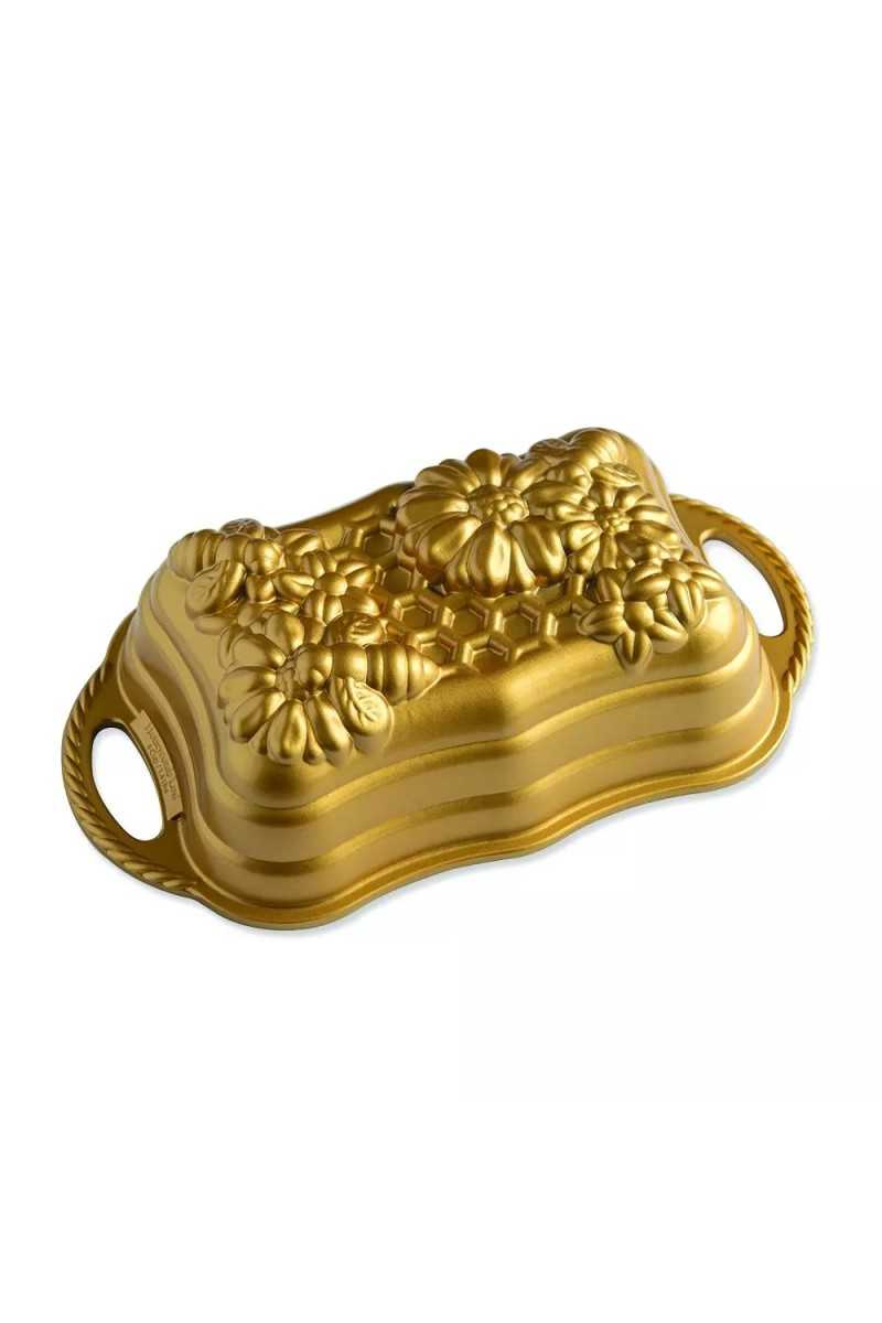 Nordic Ware Gold Honeycomb load pan