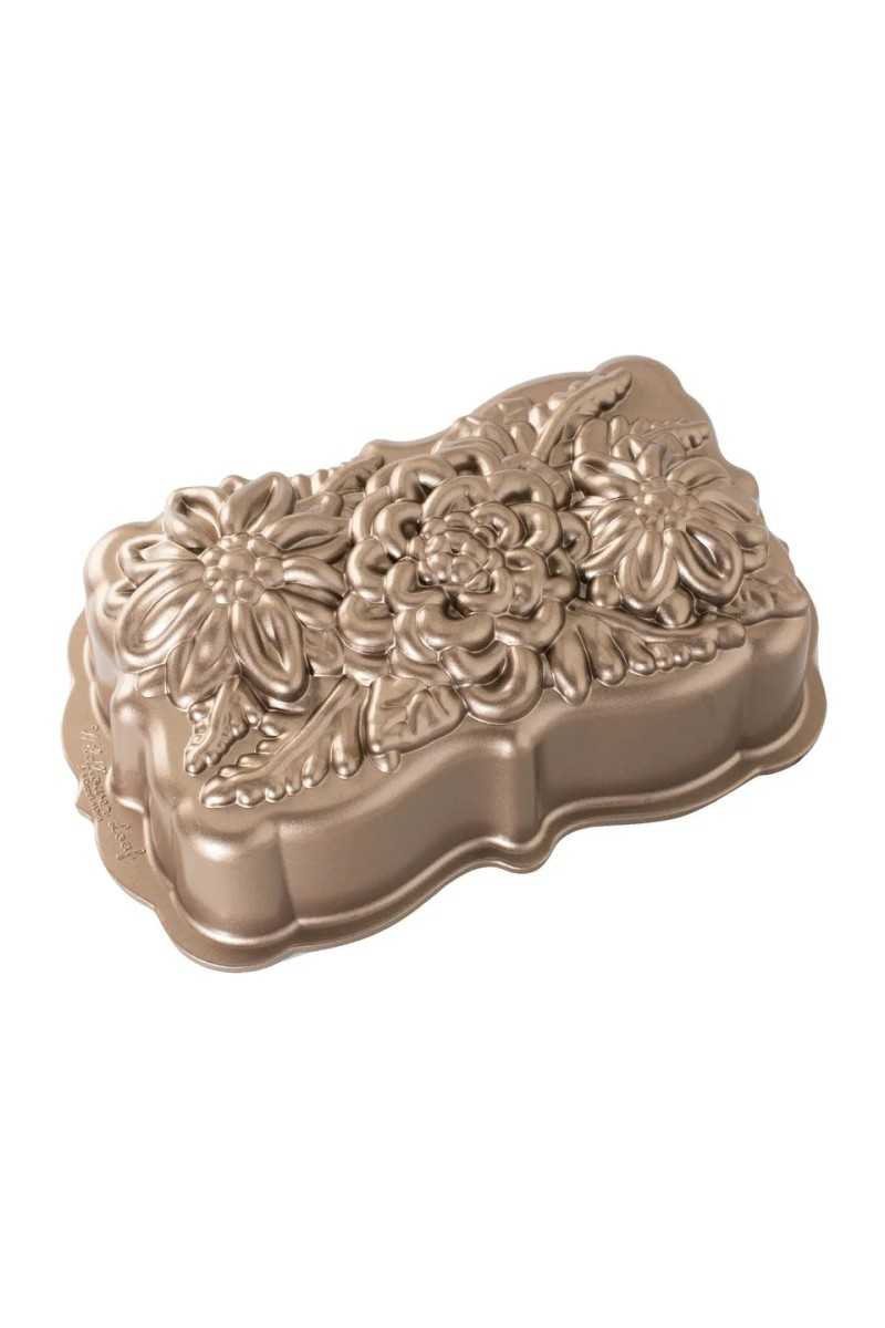 Nordic Ware Wildflower loaf pan