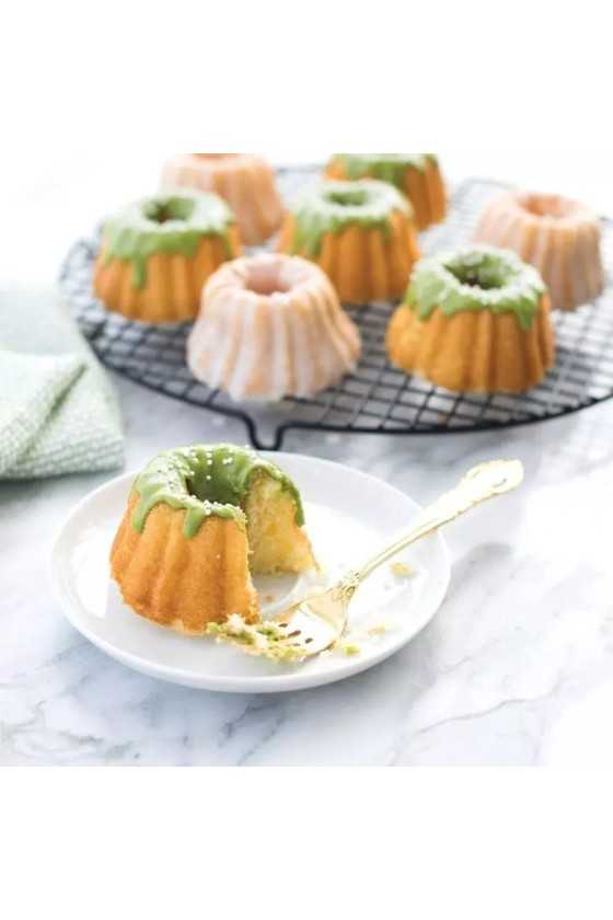 Nordic Ware Gold Anniversary bundtlette pan