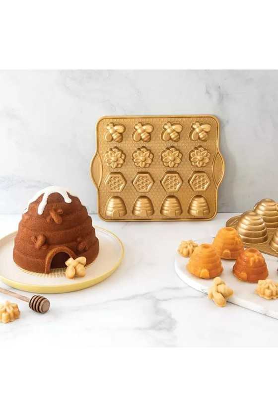 Nordic Ware Gold Busy Bee bitelette pan