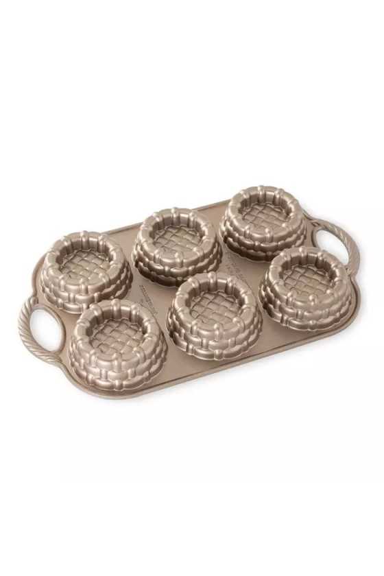 Nordic Ware Toffee Shortcakes basket pan
