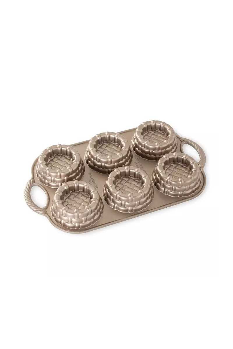 Nordic Ware Toffee Shortcakes basket pan