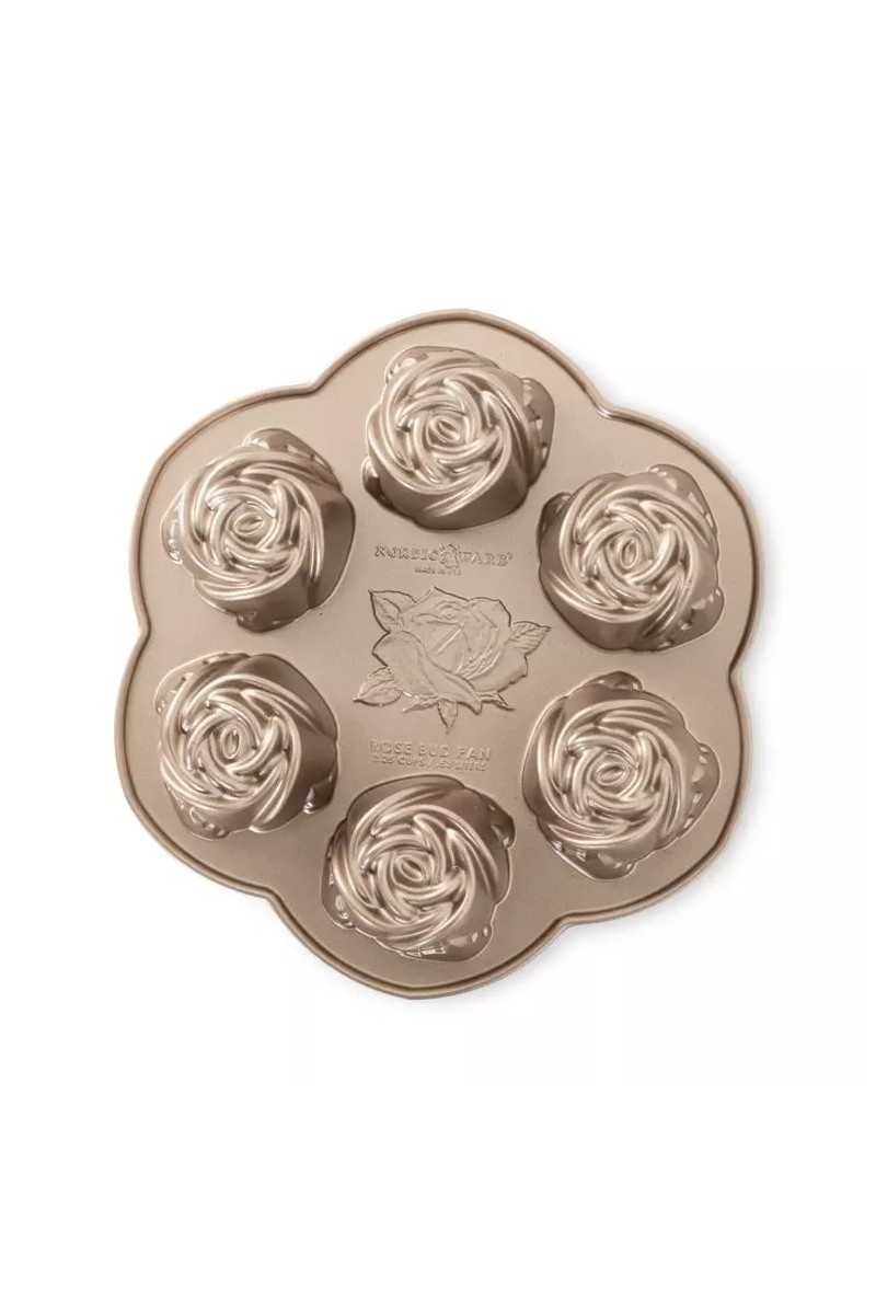 Nordic Ware Toffee Rosebud cake