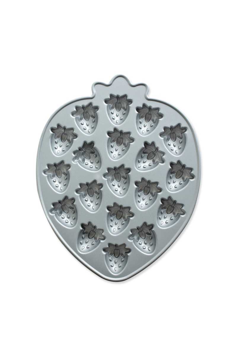 Nordic Ware Toffee Strawberry patch bites