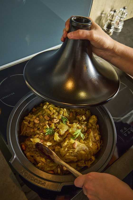 Peugeot Tajine Atlas Satijnzwart