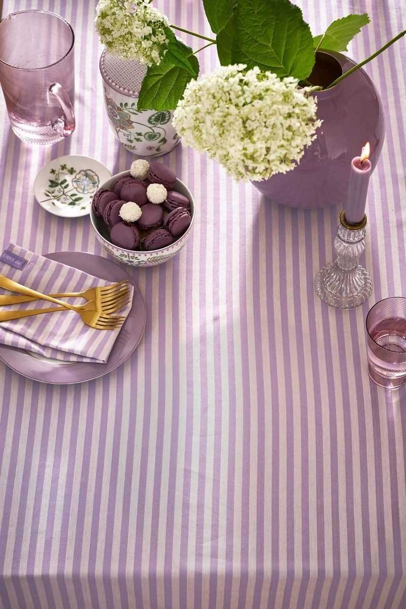 Pip Studio Stripes Tafelkleed Lilac 160X250cm