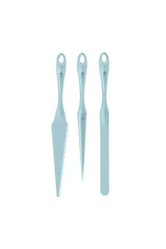 Nordic Ware Finisching