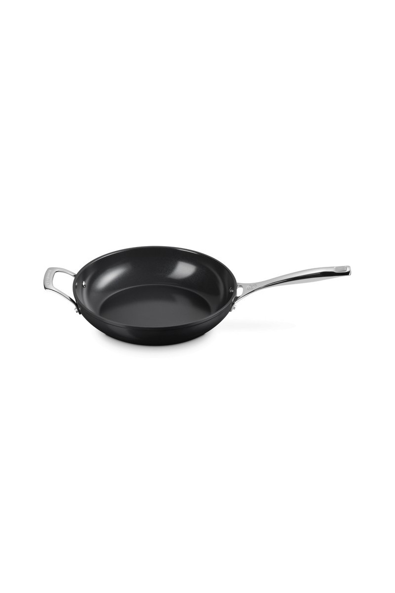 Le Creuset Sauté Pan in Essential Non-Stick Ceramic 30cm
