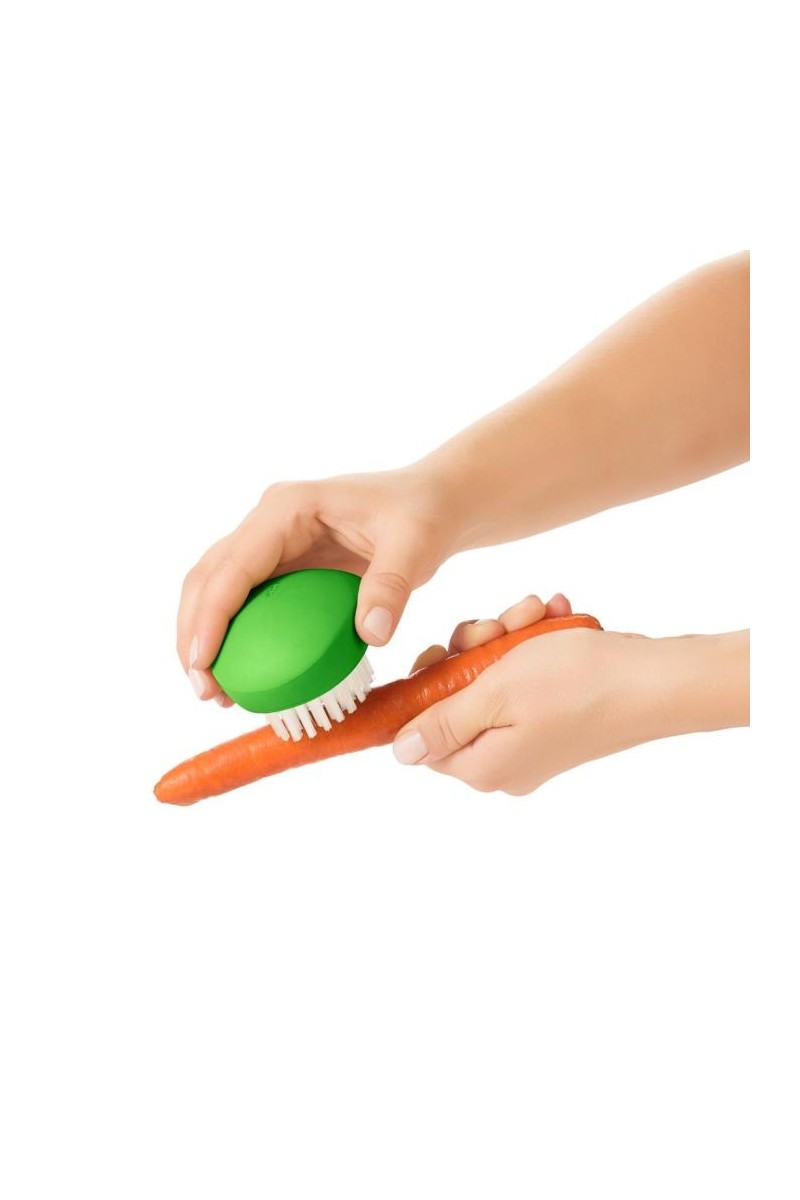 OXO Vegetable Brush
