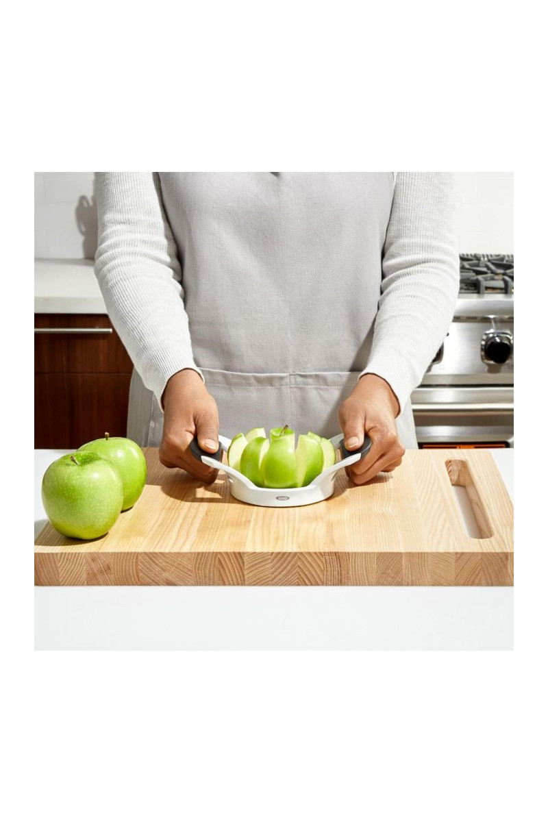 Oxo Appeldeler, met verhoogde grepen