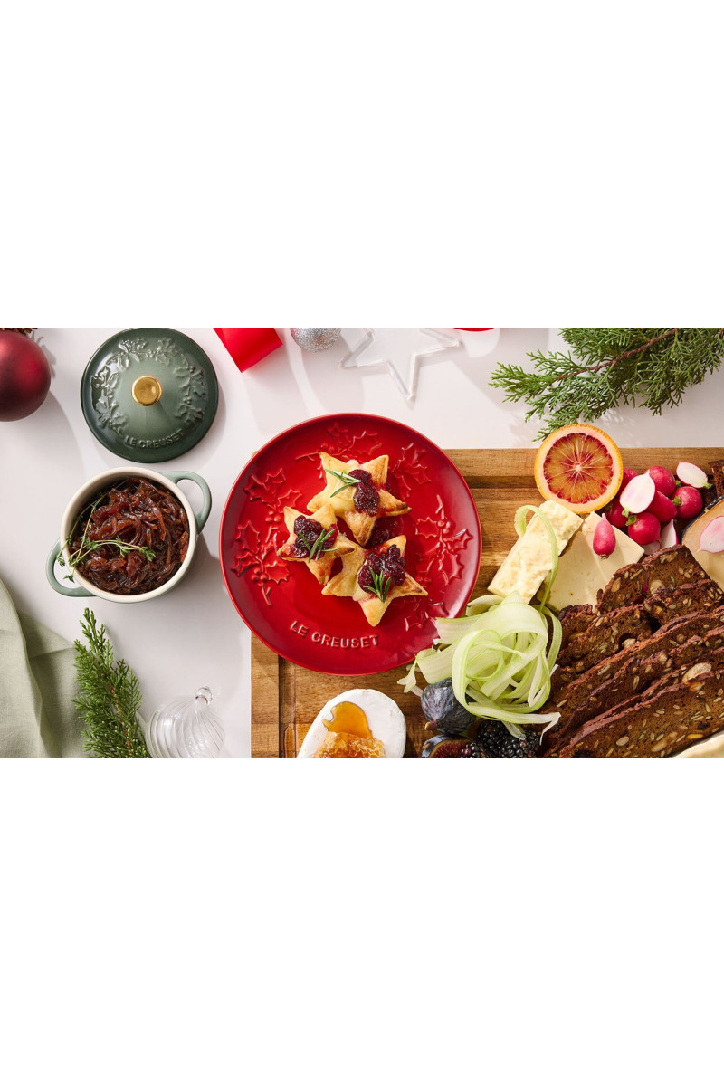 Le Creuset Ontbijtbord Holly Collection Kersenrood 19cm